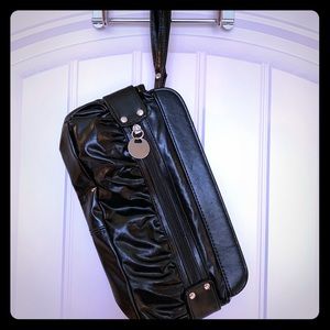 Black wristlet
